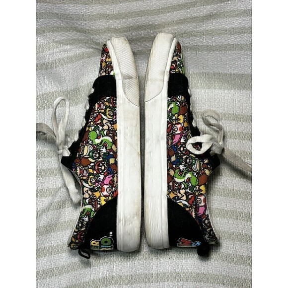 Super Mario Bros Sneakers Shoes Size 5 Nintendo Ground Up Kids Yoshi Luigi Peach - Picture 4 of 12